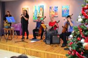 Koncert bożonarodzeniowy dla seniorów w wykonaniu Zbigniewa Żaka, 