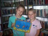 "Podróż dookoła świata" - zajęcia wakacyjne w Filii Bibliotecznej w Rybnie, 